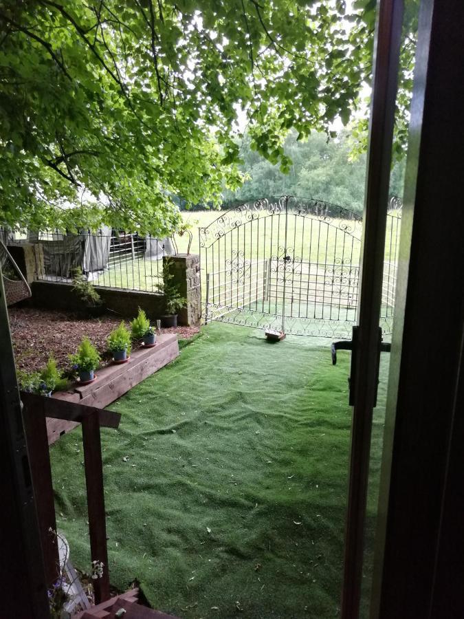 Durham Donkey Rescue Shepherd'S Hut Ξενοδοχείο Εξωτερικό φωτογραφία